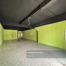 Facing Main Road / Ground Floor Shoplot at Raja Uda For Rent