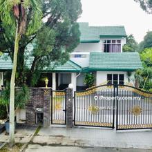 Corner Lot Bungalow Ss7 Kelana jaya spacious