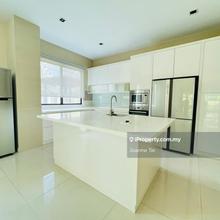Semi-D house for Rent