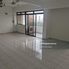 Prima 16 Condo Corner Unit for Sale