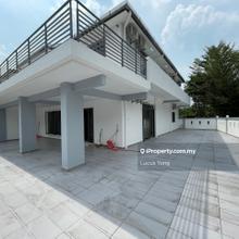 Newly Renovated, Corner with Private Garden, 24 Hours Gated & Guarded