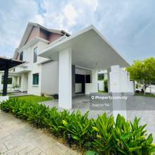 Semi-D house for Sale