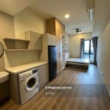 Studio unit with renovated Kitchen