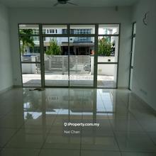 Areca 2.5  storey laman rimbunan semi-D house for Sale