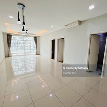 Partial furnished/ Near Shop/ Bank/ Restaurant/ bus station/ Tuas Sg