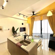 Luxury & Connectivity Fully Furnish 2b2b Trion Condo with Free Shuttle