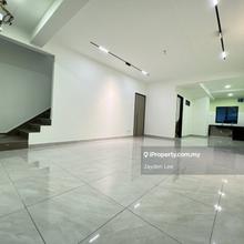 Fully Renovation Double Storey Taman Puchong Utama Jalan Pu 10