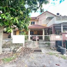 Dekat ke Surau Rumah teres Double Storey Terrace Seksyen 3 Bangi