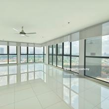 Atria SOFO Suites. Freehold, Corner unit, Below Market Price