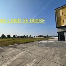 Super Big Corner Land