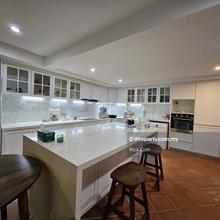 4/S/Blow Moonlight Bay (Private Pool) Few Unit For Sale