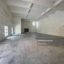 Semi-D factory for rent