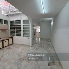 Jalan Merak 1-Storey Terrace, Gelugor for Rent