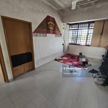 Taman Perling Flat 3bed 1bath 580sqft Unit For Sales