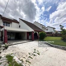 Photos shown are taken few years ago. Negotiable