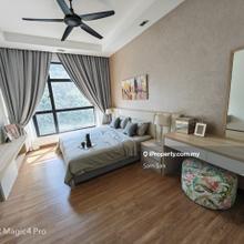 Colony Chow Kit klcc view For Sale Fully Furnished Renovated 945sf