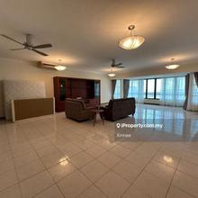 The Regency 4042sf Move In Condition Seaview 2 Car Park