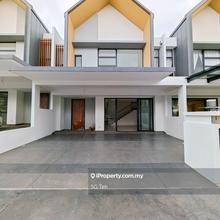 Blossom Springs, Jade Hills 2 Storey House