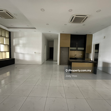 Gem Semi D Single Floor Villa with 4 Parking at Doorsteps!