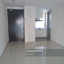 Infiniti 3 Partial Furnished 1085sqf Swimming Pool View For Sale !!
