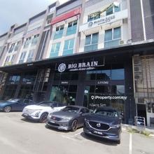 Danga Utama Corner/ 3.5 Storey/Prime Location/Tenanted