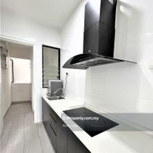 Cloud Tree Town Villa Cascadia 3 Sty Terrace House 6 R 5 B For Rent