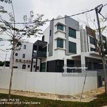 Terrace house for Sale