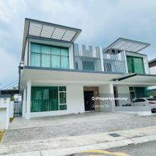 Semi-D house for Sale