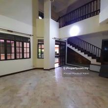 Duplex condo,Partially furnished