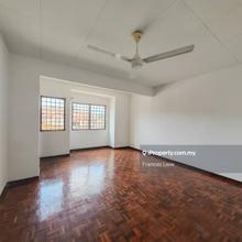 Limited Double Storey -Near Pavilion Bukit Jalil , Seri Kembangan 