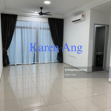 Nice unit facing Jalan Kemajuan for Sales