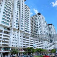 Near KTM Komuter, Upm University and mines shopping center-Lake View