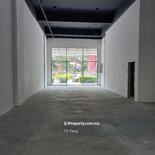 Sunway Geo Avenue Retail Shop facing main road 