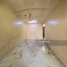 Batu 10 Pekan Kapar Single Storey Terrace House near Econsave & Banks