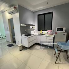 Meridian Exclusive Suite@ Medini Studio For Rent