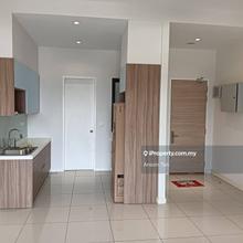 Well Kept Partially Furnished v Fridge 3 Parking Nearby MRT