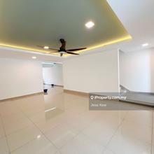 Super Cheap / Kitchen fully extend & renovated / Freehold