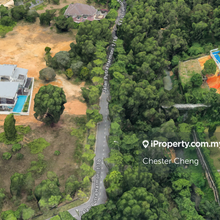 Intermediate Bungalow Land