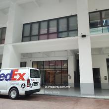 1st floor shop office @ Damen usj summit subang jaya