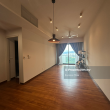 Stonor 3 for rent , 2rooms partly furnished , good condition 