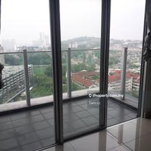 Balcony, 2 carpark walking to mrt