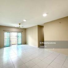 Mtiara Apartment 3 Rooms Higher floor Pool View can full loan