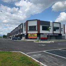 Corner Lot, Jade Squad 2, Shop Lot