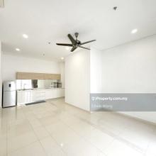 Fridge/ Washing Machine / Good Condition Soho / Plaza Arkadia