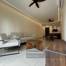 ID & Tastefully fully furnished unit, viewing anytime!