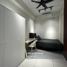 Single Room for Rent! Walking Distance to MRT Station!