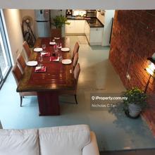 Fully furnished pool view triplex Centrio