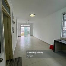 Lake View Apartment @ Taman Austin Perdana