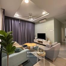 Tastefully furnished unit