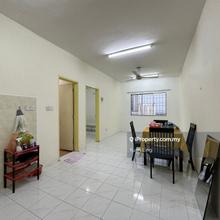Repainted Partially Furnished 1 Bedroom Vista Impiana